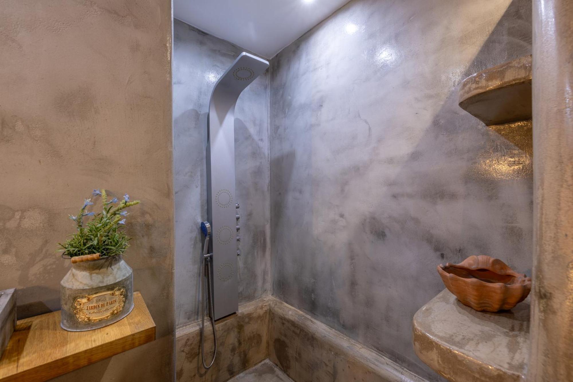 Elysian Bliss By Infox Suites Thessaloniki Buitenkant foto